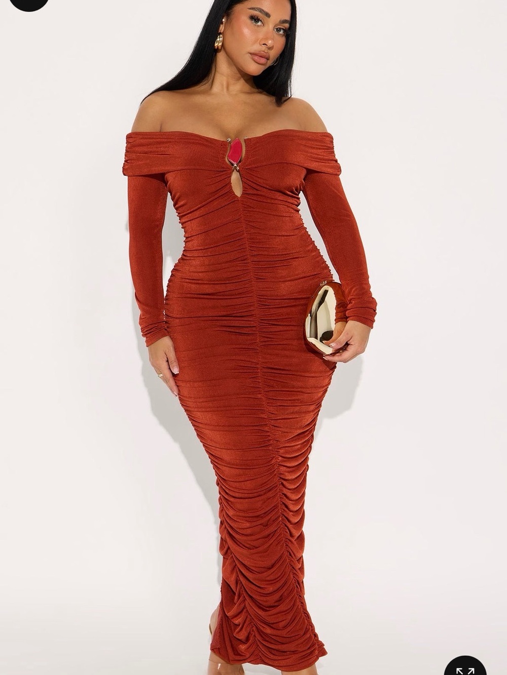 Fashion Nova - Off-Shoulder Ruched Maxi Dress in Rust